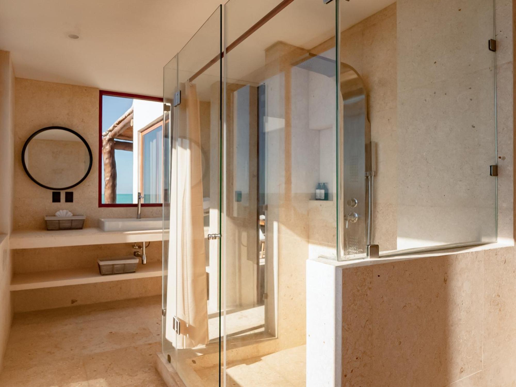 Beach Front Hotel Boutique Dk House 홀박스아일랜드 객실 사진